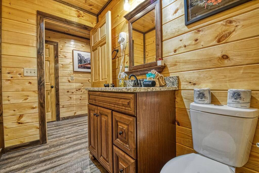 Adventure Retreat/Cabin/Pool+Hot Tub/Game Room+Theater Sevierville Zewnętrze zdjęcie