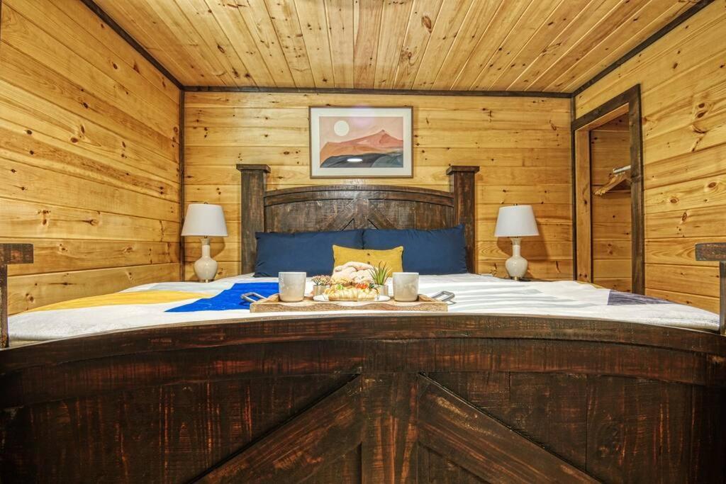 Adventure Retreat/Cabin/Pool+Hot Tub/Game Room+Theater Sevierville Zewnętrze zdjęcie